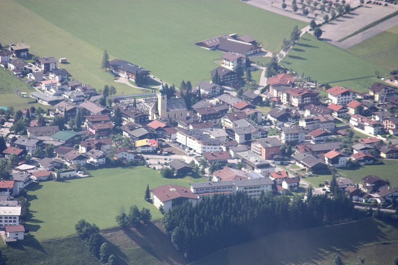 Luchtfoto van Westendorf in de zomer