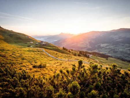 Berghelling in het warme licht van de ondergaande zon – Harlassanger Runde naar Kirchberg, Westendorf